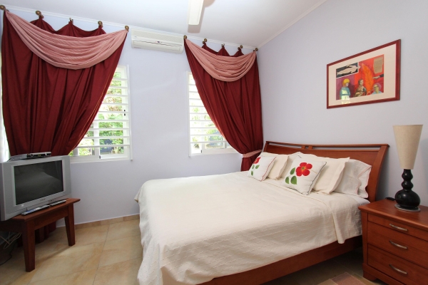 Hotel Kas Kinikini